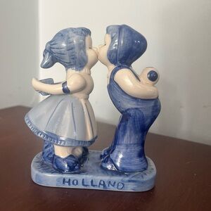 Blue and Cream Dutch Couple Figurine